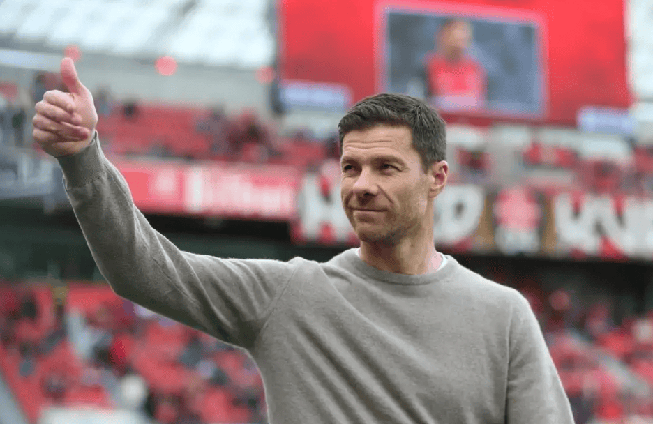 尘埃落定！43岁少帅空降皇马！1500万违约＋2亿预算，冲欧冠三连