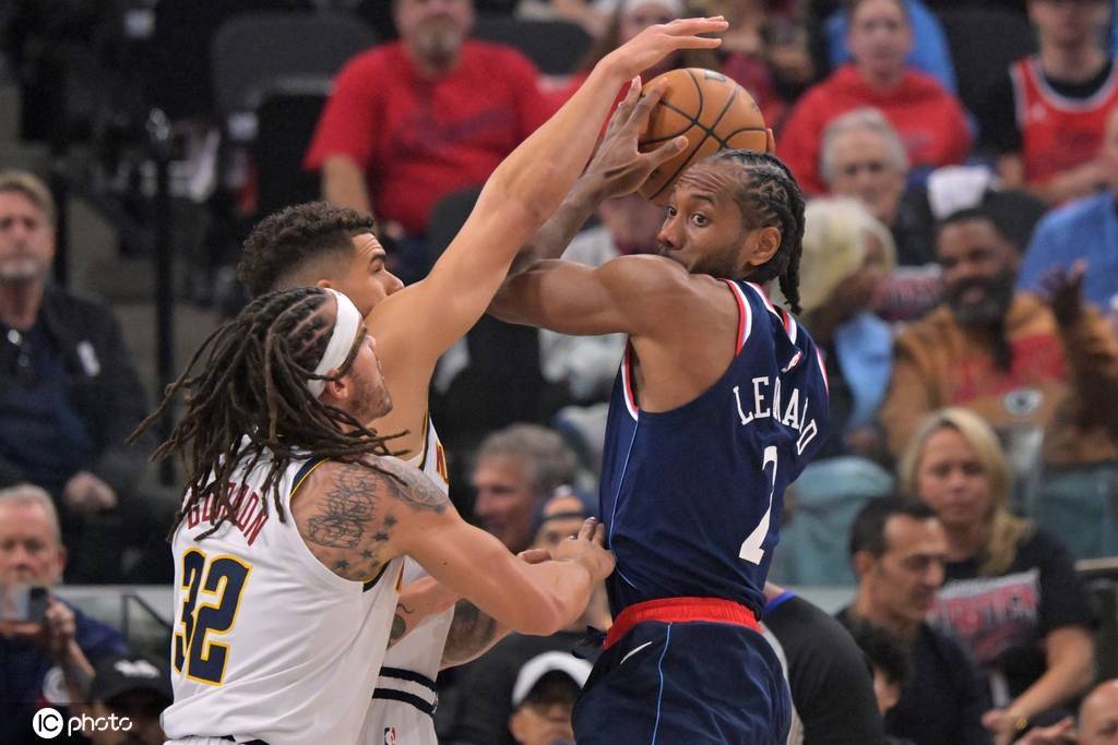 约基奇36+21伦纳德24分 戈登极限绝杀掘金2-2快船